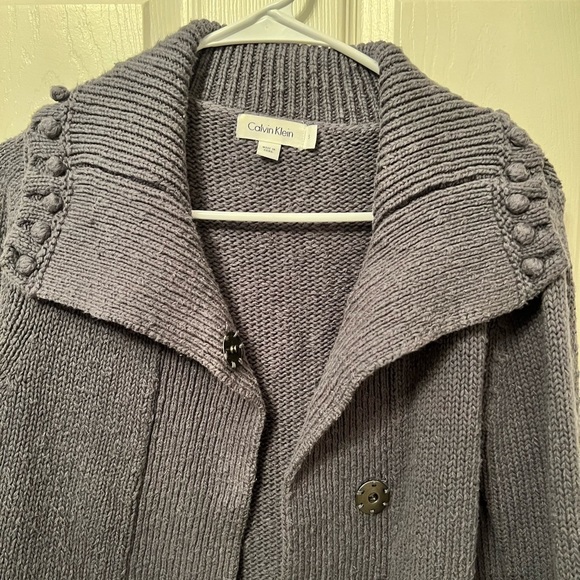 Calvin Klein Women's Vintage Grey Cable Knit Cardigan-Hidden Snap Closure - Picture 4 of 8